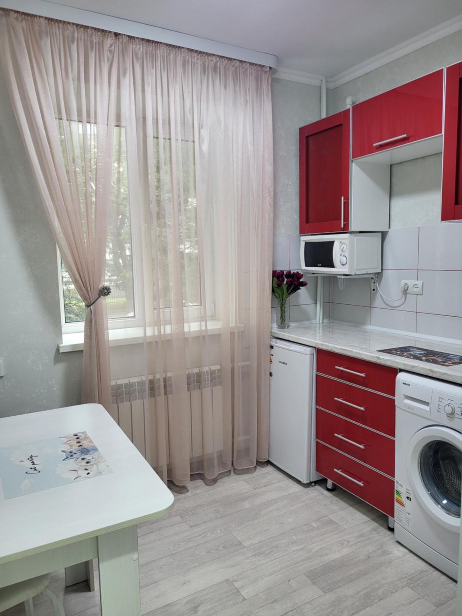 Ahmetova 4 30 Apartment Алма Ата Екстериор снимка